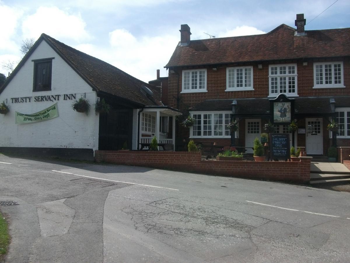 The Trusty Servant Inn Lyndhurst Exterior foto